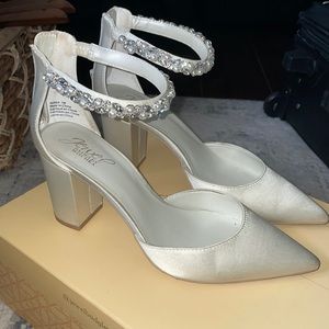 Badgley Mischka heels